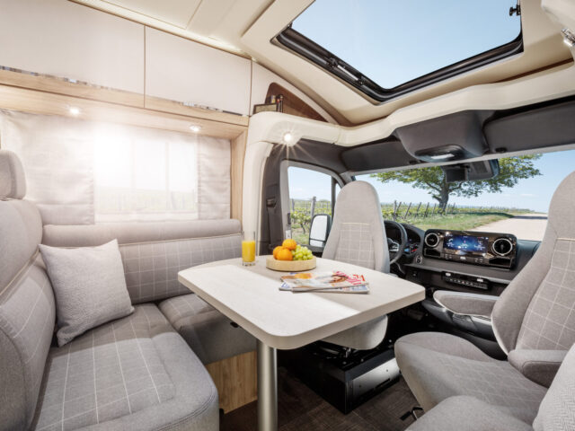 EM_Profila_MB_696EB_Totale-2