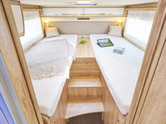 PT726EF_20220819_2787