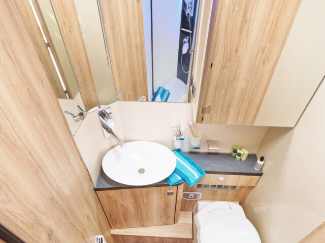 PT726EF_20220819_2847